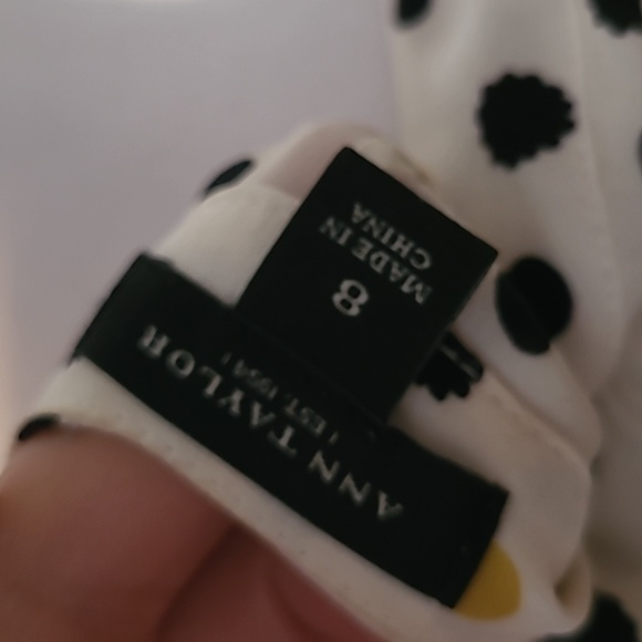 Ann Taylor size 8 blouse - Picture 4 of 4